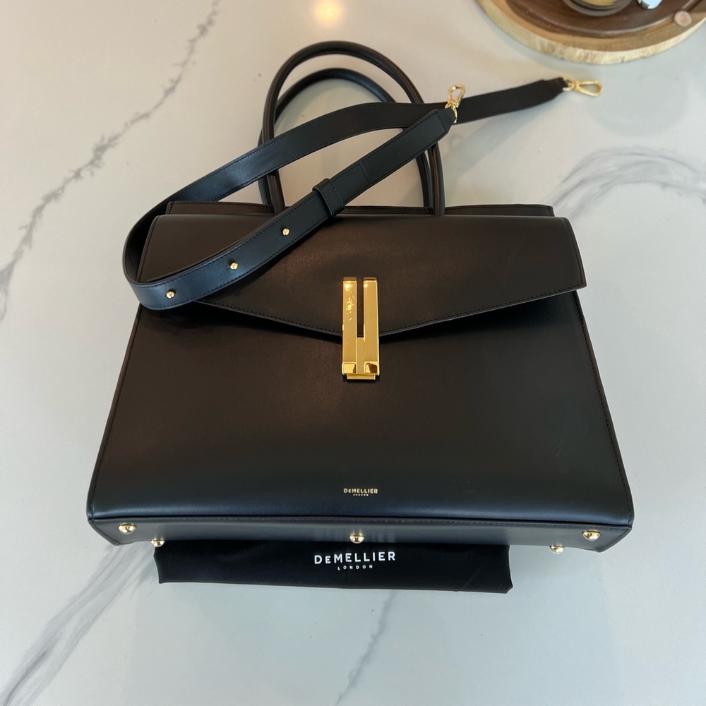 DeMillier London Maxi Montreal Handbag of the British Royals Sold Out